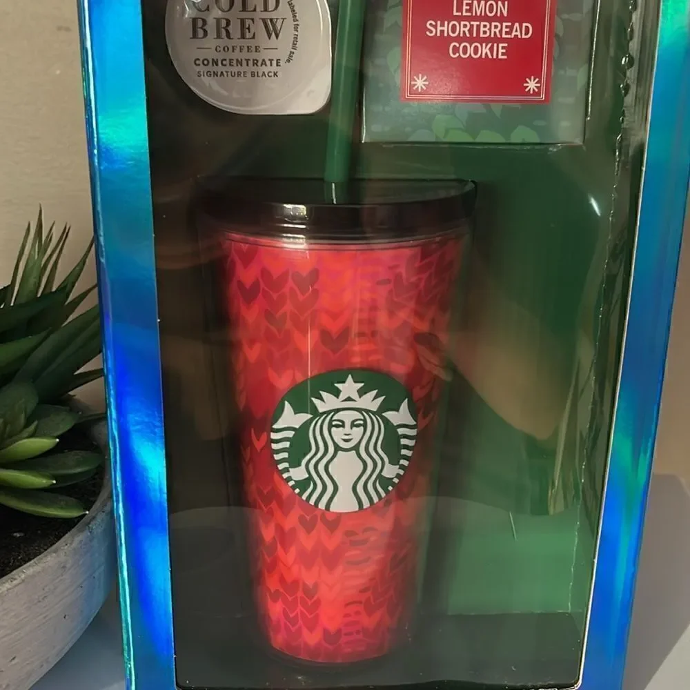 Starbucks 16 FL Ounce Acrylic Cold Cup